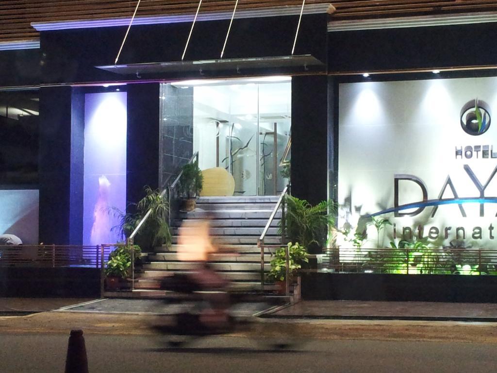 Hotel Dayal International, Jamshedpur Ngoại thất bức ảnh